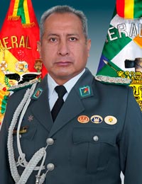 Cnl. DAEN. Roberto Orlando Estrada Valdez